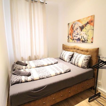 Private Double Bedroom Rf2 Vienna Exterior photo